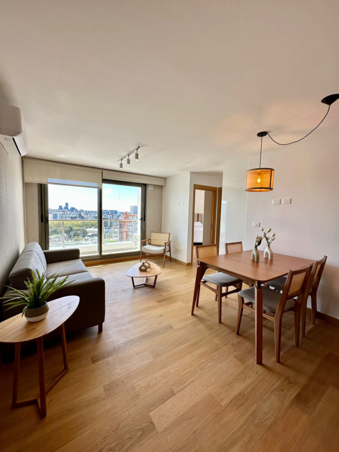 21 De Setiembre Y Zudañez. Piso Alto - Finamente amoblado