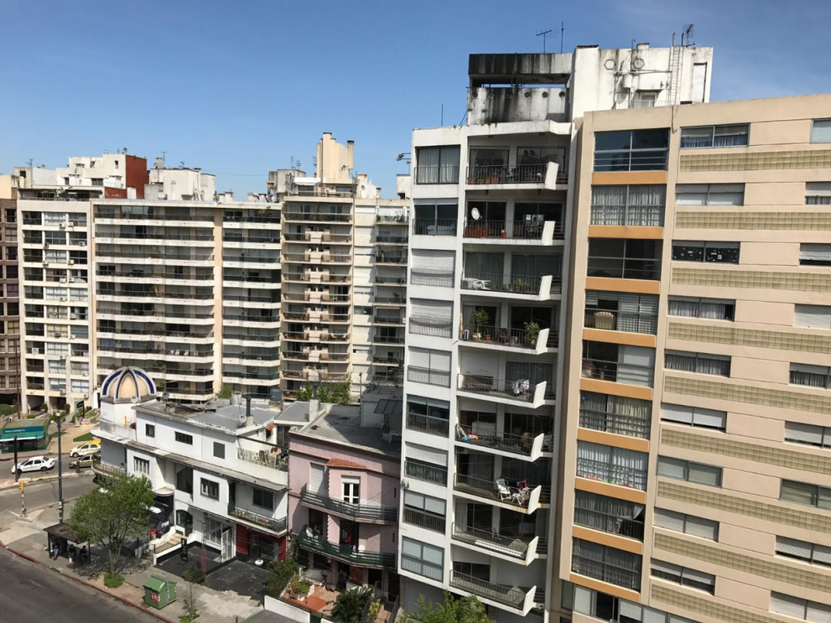 Bvar España Y Ellauri -  Cocina Definida