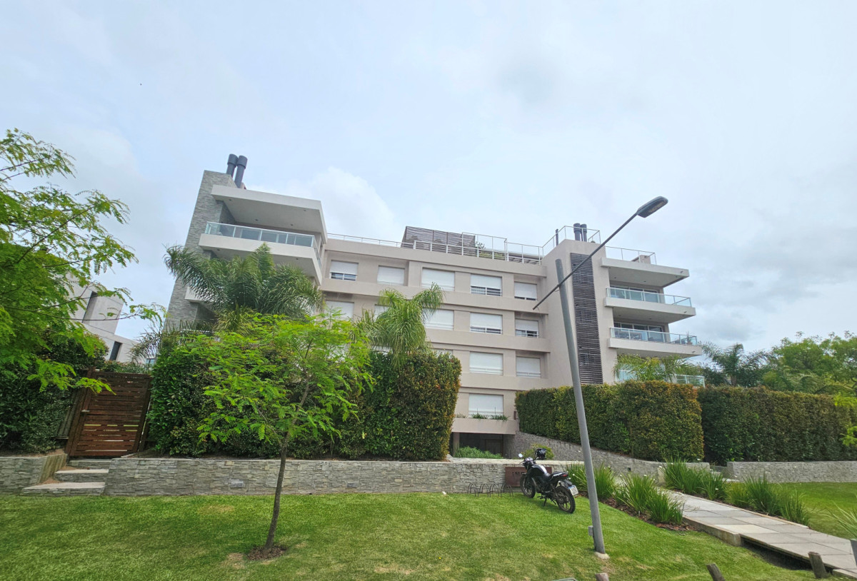 Barrio Parques, Seguridad, Parrillero Y Amenities