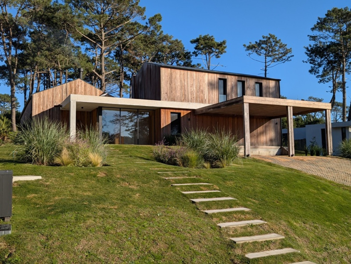 Reserva Montoya - Elegante Y Calida, Estilo Nordico - 2026