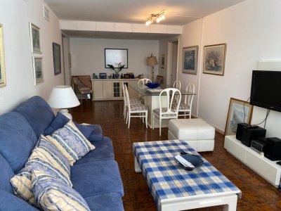 SE VENDE APARTAMENTO EN PENISULA -2 dormitorios + dependencia 