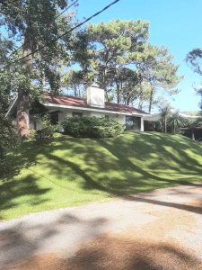 Venta de Casa de 161 m2 en San Rafael 4 Dormitorios y 695 m2 de Terreno C661B