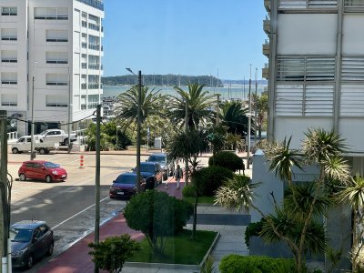 Apartamento Codigo #Apartamento en peninsula 2 dormitorios 
