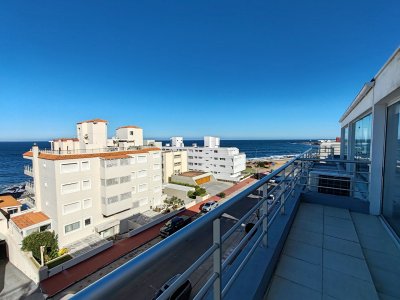 Apartamento Codigo #Hermoso pent house con barbacoa propia