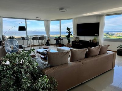 Apartamento Codigo #ESPECTACULAR PLANTA - PRIMERA LINEA, SERVICIOS