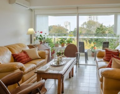 Apartamento Codigo #Increible unidad en venta a pasos del mar