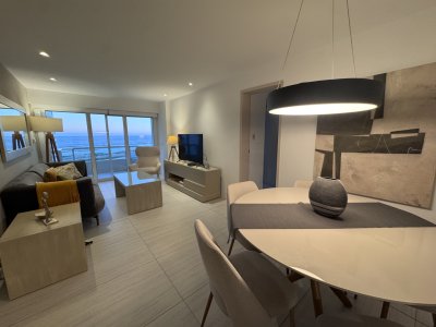 Apartamento Codigo #Apartamento totalmente reciclado ubicado a pasos del mar 