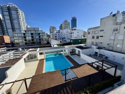 Apartamento Codigo #Apartamento en venta en peninsula con parrillero propio 