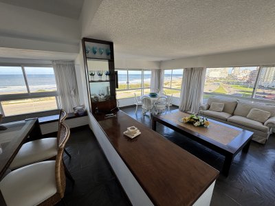 Apartamento Codigo #Hermosa unidad en venta en primera línea 