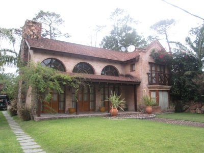 Casa Codigo #muy linda casa en venta a 