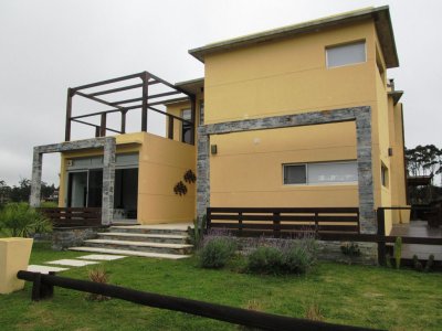 Casa Codigo #Casa en San Vicente, 3 dormitorios *