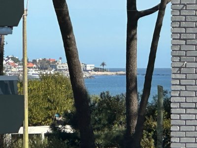 Apartamento Codigo #A METROS DEL MAR - NO SE LO PIERDA