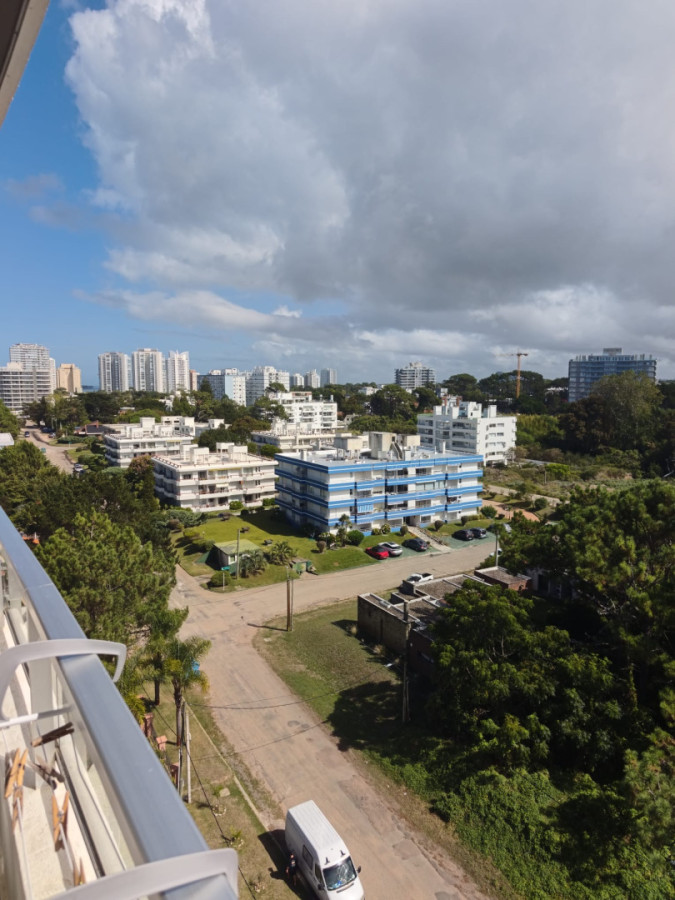 Apartamento en venta-PUNTA DEL ESTE zona BRAVA