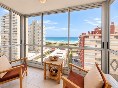 Apartamento en venta 2 dormitorios con vista al mar 