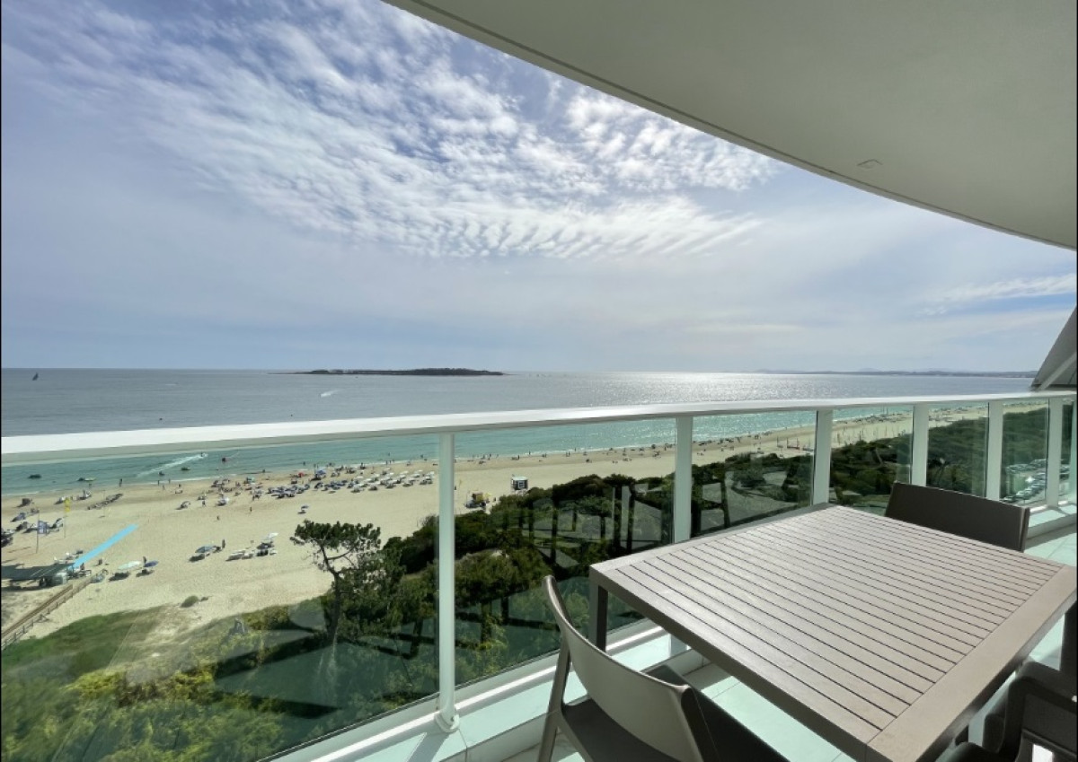 Apartamento de 3 dormitorios en Paramount Tower 