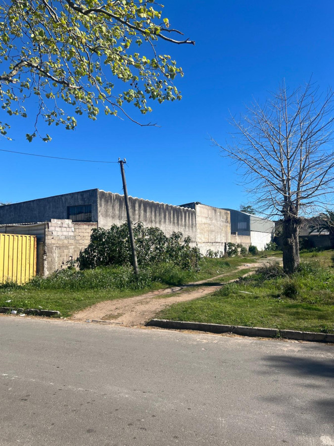 Oportunidad terreno para deposito o edificación