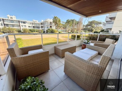 Apartamento en venta c/ cochera en Rincón del Indio