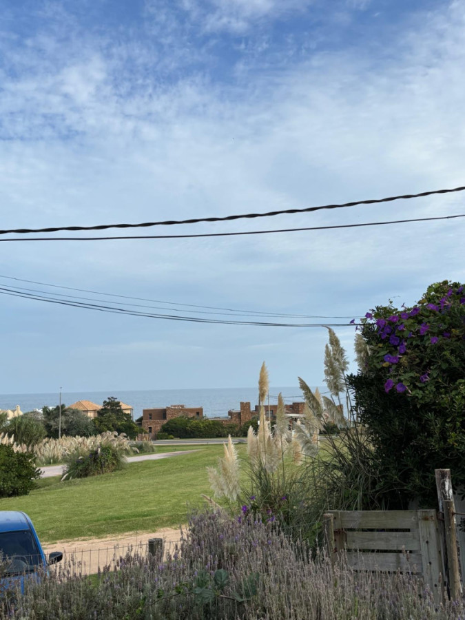 Casa en El Chorro Muy bien ubicada! - Oportunidad