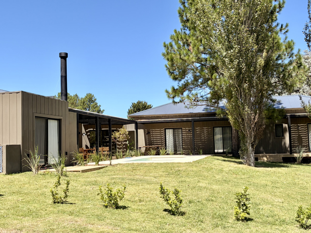 Casa en Don Miguel, 4 dorm con piscina