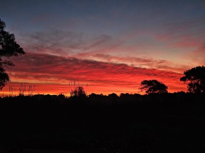 Casa en alquiler frente al arroyo Maldonado en el Tesoro 