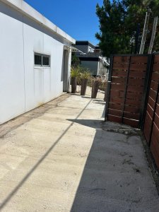 Se alquila anual en barrio La Fortuna