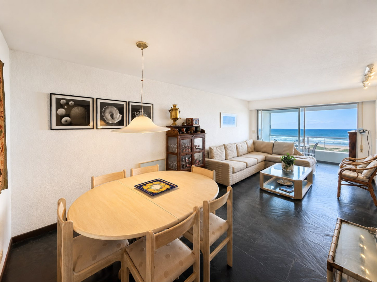 Torre del plata, 2 dormitorios en venta!