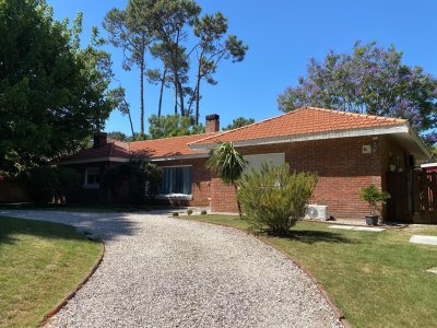 Amplia casa en San Rafael - Punta Del Este