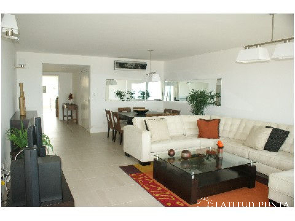 Brava - GoPunta - Portal Inmobiliario de Punta del Este - Maldonado