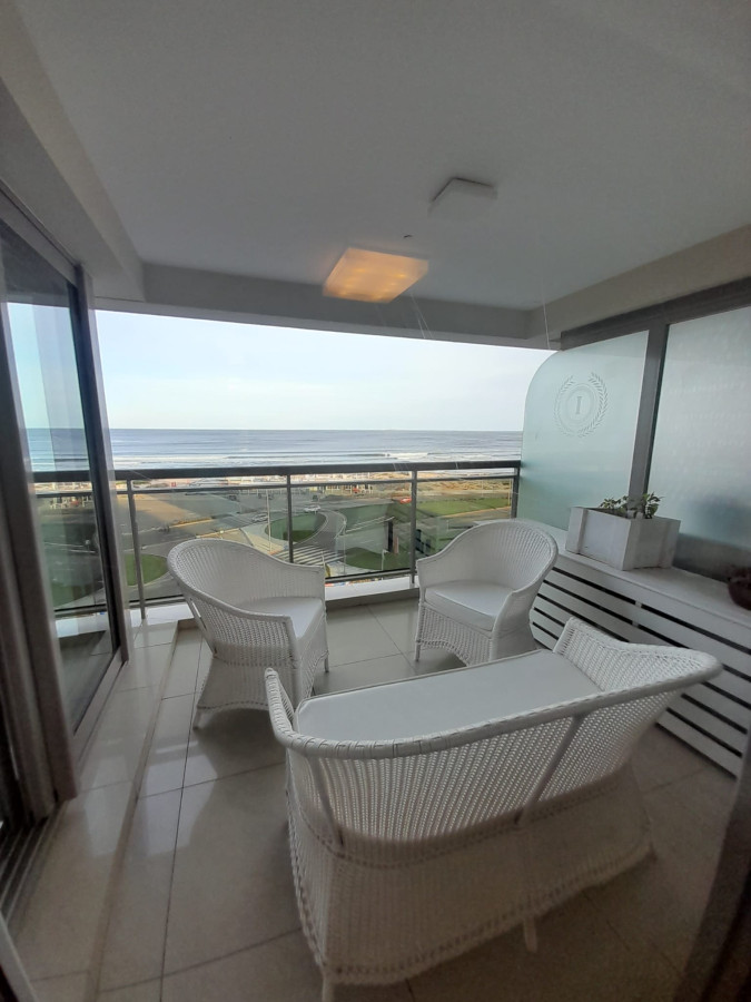 Imagen de Apartamento de 3 dormitorios. Torre Imperiale