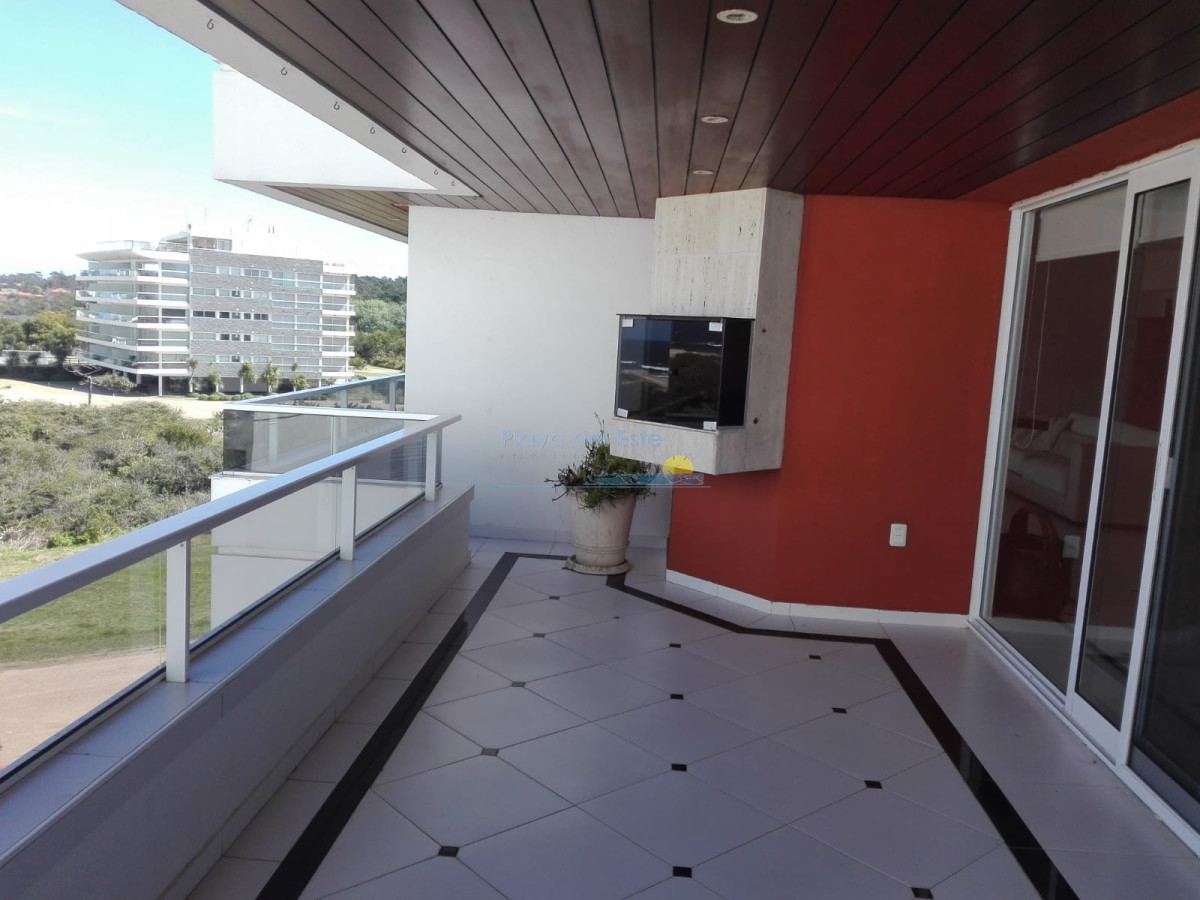 Brava - GoPunta - Portal Inmobiliario de Punta del Este - Maldonado