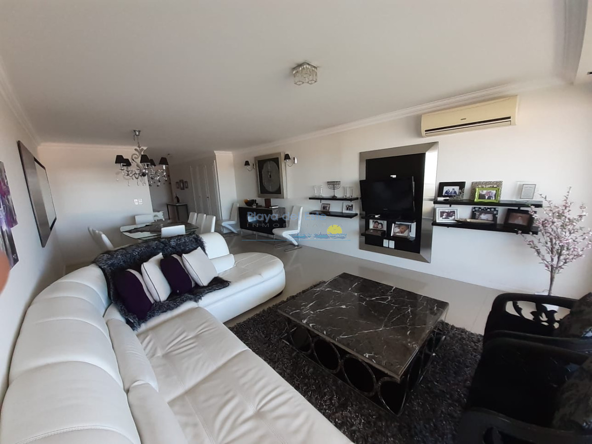 Brava - GoPunta - Portal Inmobiliario de Punta del Este - Maldonado