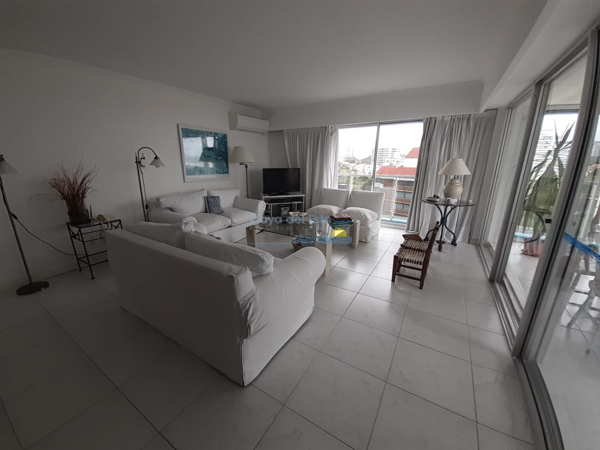 Brava - GoPunta - Portal Inmobiliario de Punta del Este - Maldonado
