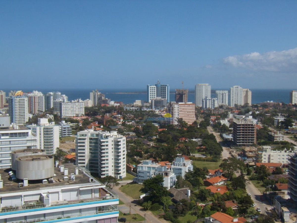 Brava - GoPunta - Portal Inmobiliario de Punta del Este - Maldonado