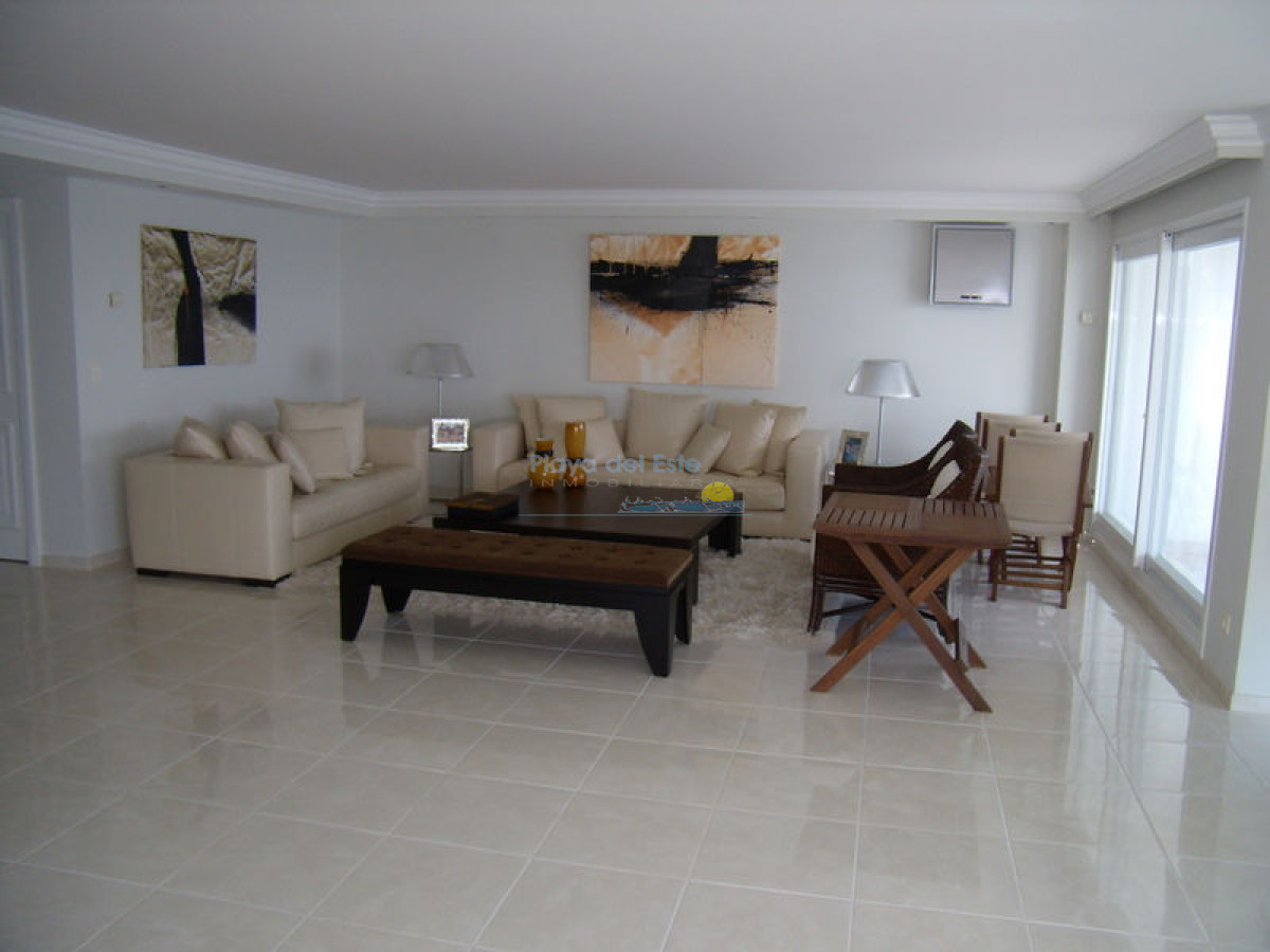 Mansa - GoPunta - Portal Inmobiliario de Punta del Este - Maldonado