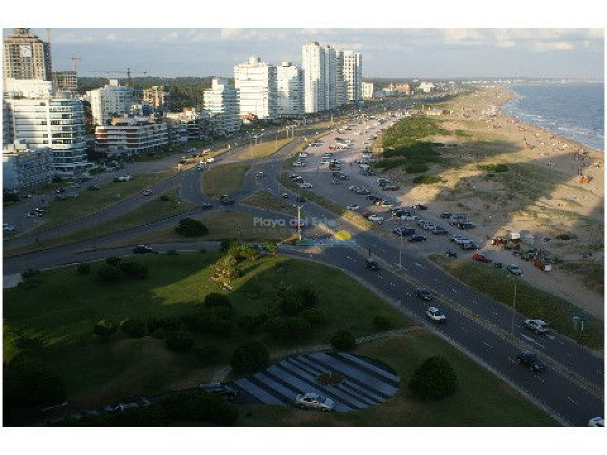 Brava - GoPunta - Portal Inmobiliario de Punta del Este - Maldonado