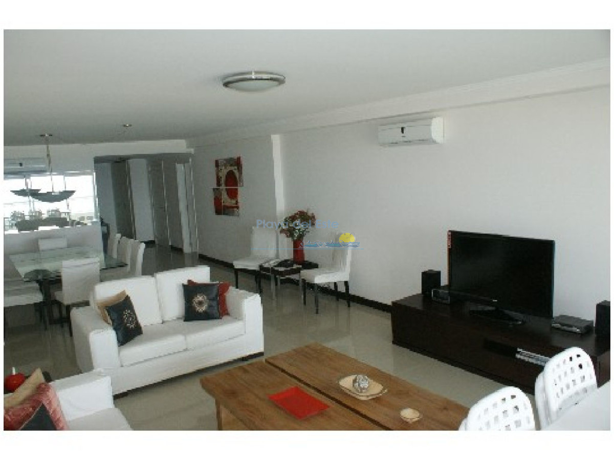 Brava - GoPunta - Portal Inmobiliario de Punta del Este - Maldonado