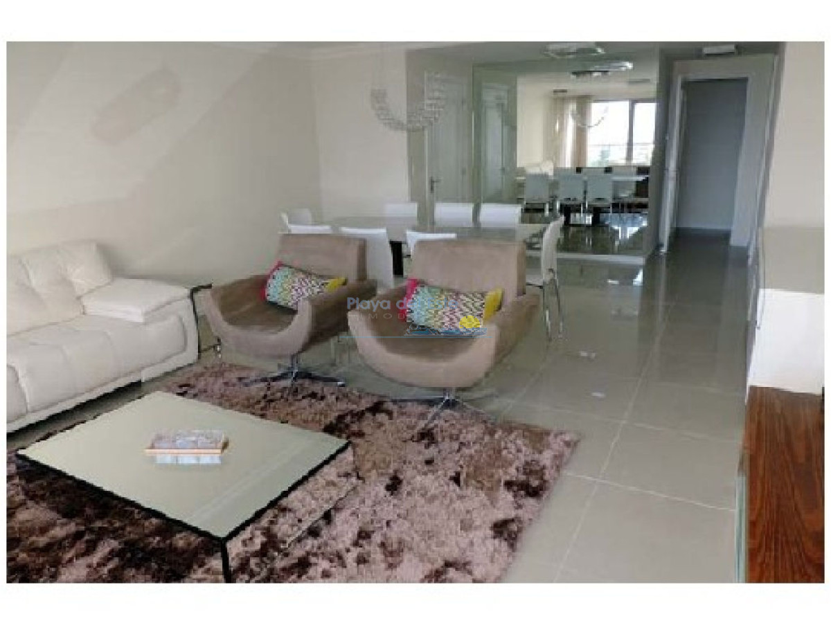 Brava - GoPunta - Portal Inmobiliario de Punta del Este - Maldonado