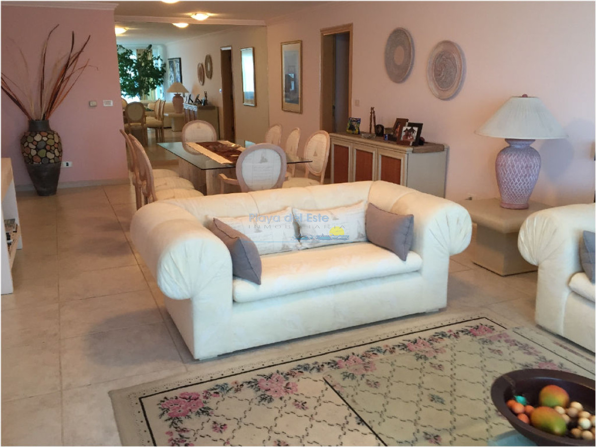 Brava - GoPunta - Portal Inmobiliario de Punta del Este - Maldonado