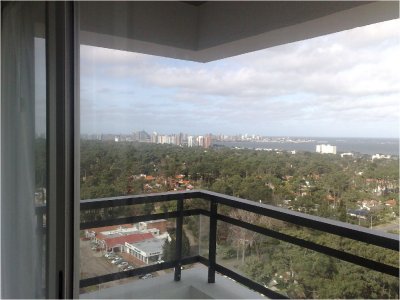 Apartamento en Roosevelt, 3 dormitorios *