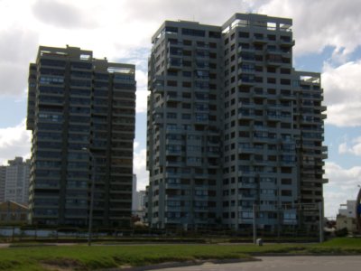 Apartamento en Brava, 2 dormitorios *