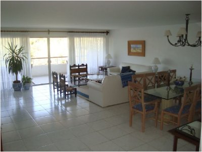 Apartamento en Brava, 3 dormitorios *