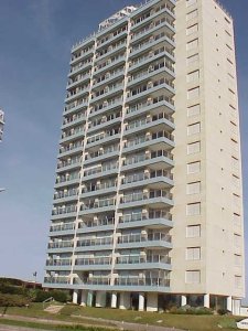 Apartamento en Brava, 3 dormitorios *