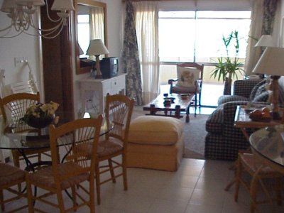 Apartamento en Brava, 2 dormitorios *