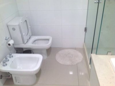 Apartamento en Brava, 3 dormitorios *