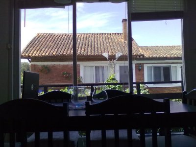 Apartamento en Pinares, 3 dormitorios *