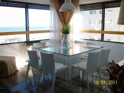 Apartamento en Brava, 3 dormitorios *