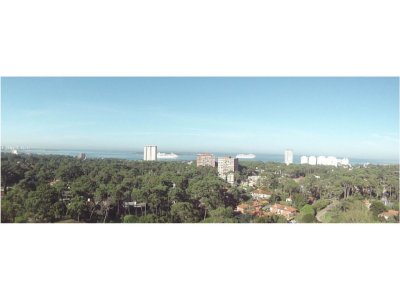 Apartamento en Brava, 3 dormitorios *