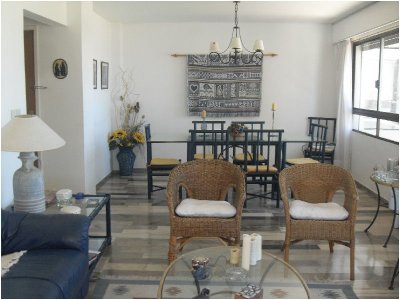 Apartamento en Brava, 3 dormitorios *