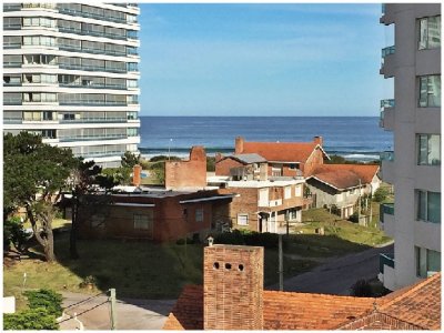 Apartamento en Brava, 2 dormitorios *