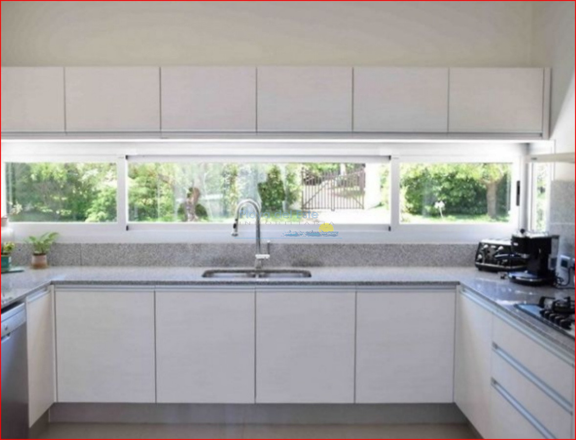 Beverly Hills - GoPunta - Portal Inmobiliario de Punta del Este - Maldonado